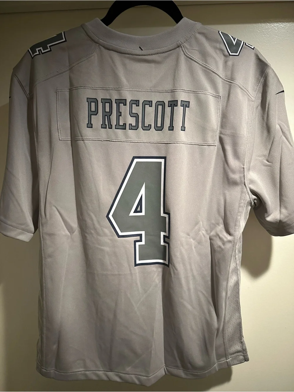 Nike YOUTH XL Cowboys #4 Football Jersey Dak Prescott